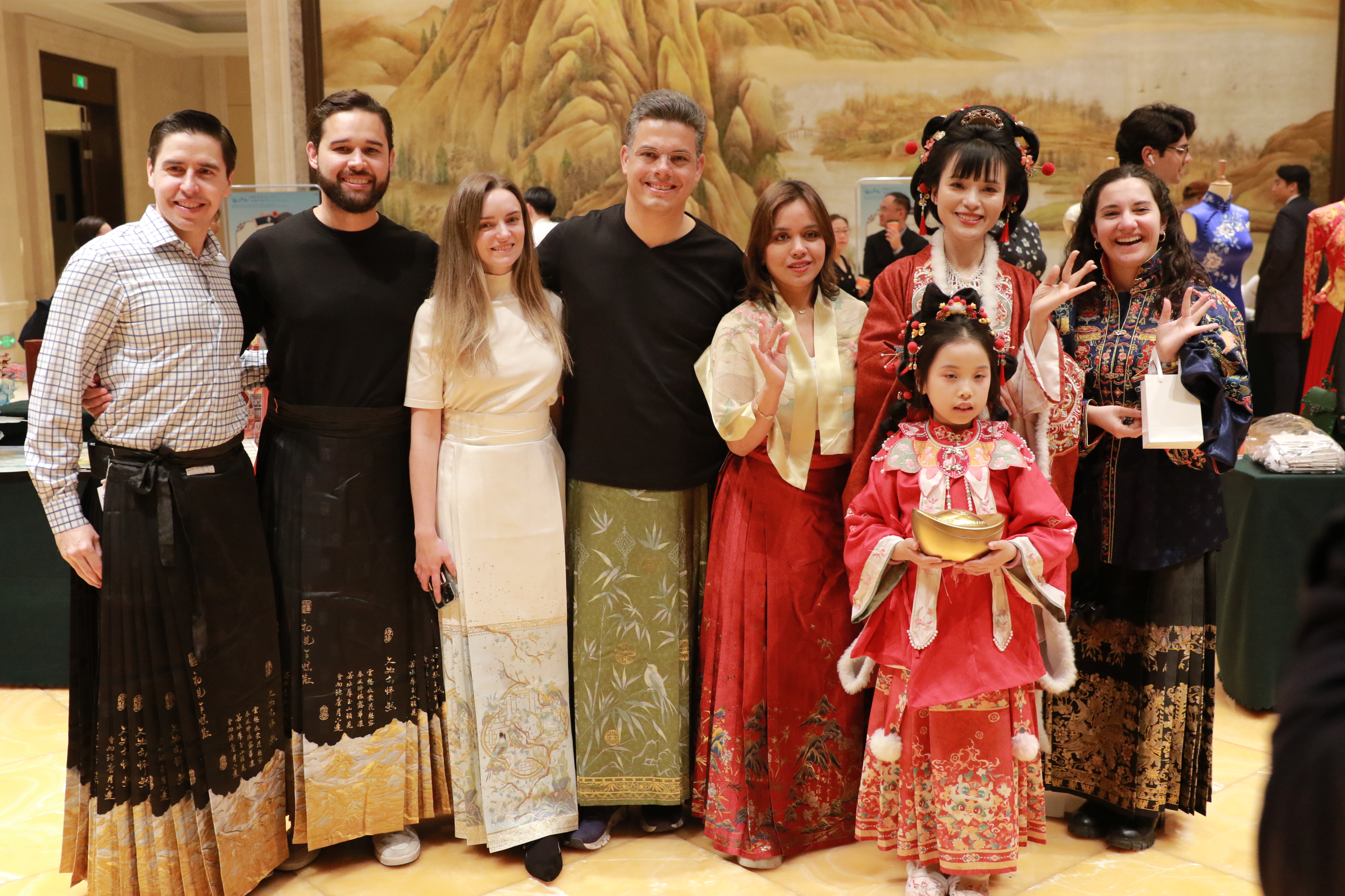 Harvard students experience Chinese intangible cultural heritage