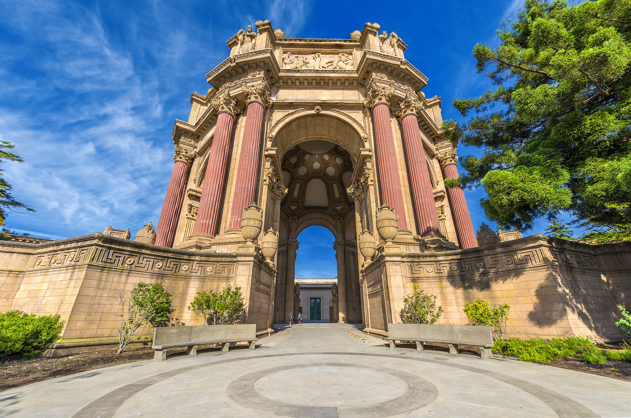 World Expo architecture legacy: Palace of Fine Arts
