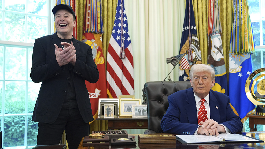 U.S. President Donald Trump and Elon Musk attend a news conference in the Oval Office of the White House, Friday, May 30, 2025, in Washington. /VCG 